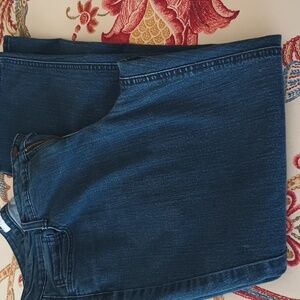Jones New York  size 12 petite in dark blue